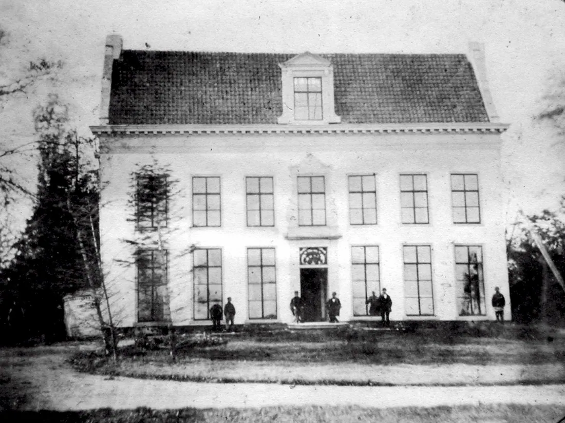 The only known photograph of Kingma State, shortly before its demolition in 1864