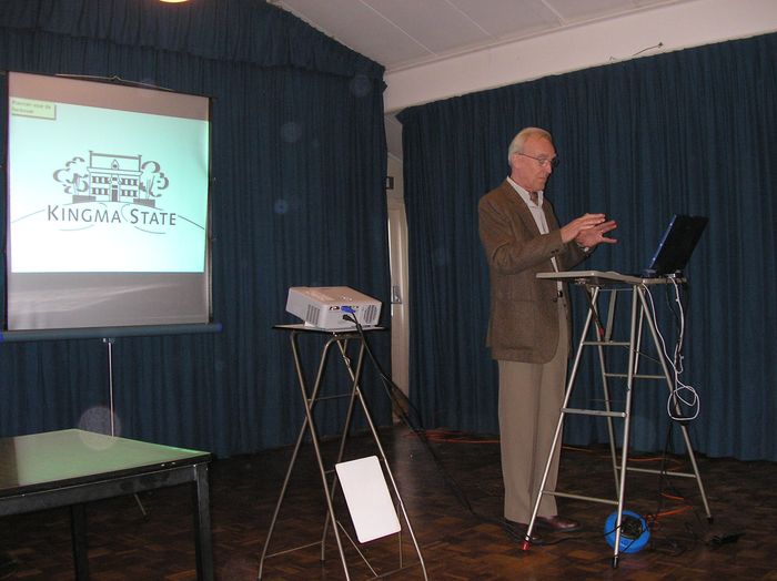 Donateursbijeenkomst in het dorpshuis, najaar 2006